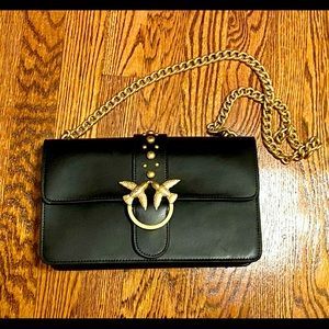 Pinko Crossbody Leather bag in black